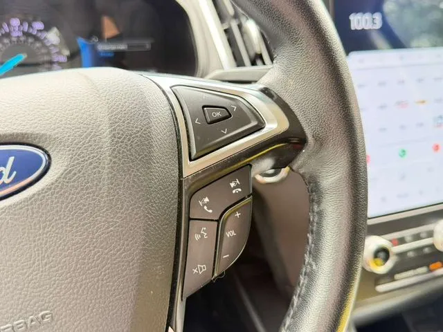Ford Edge photo 15