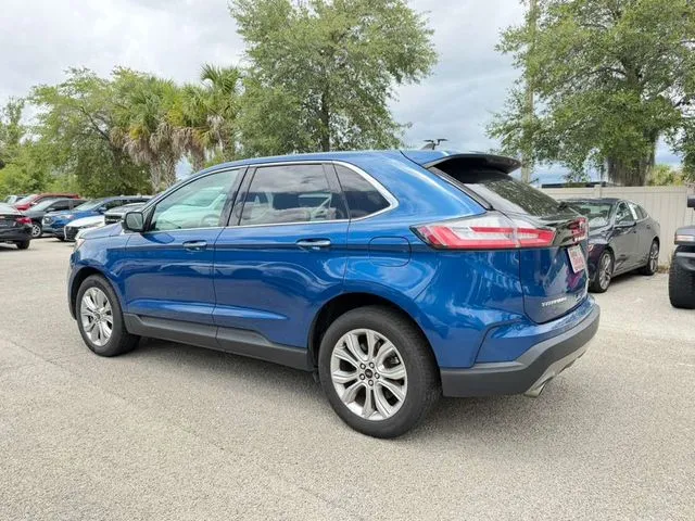 Ford Edge photo 7