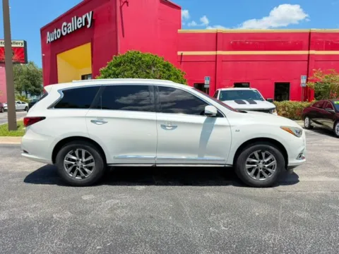 More photos of 2017 INFINITI QX60 at Auto Gallery Jacksonville, FL