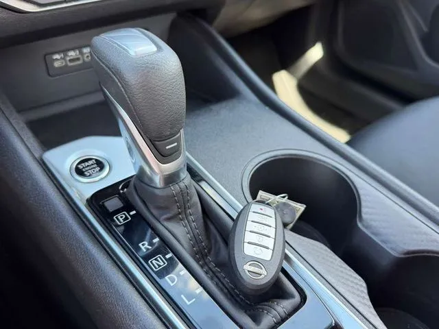 Nissan Altima photo 26