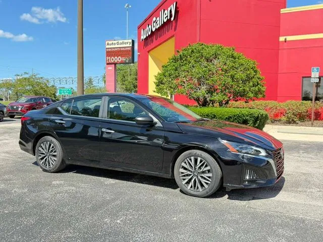 Nissan Altima
