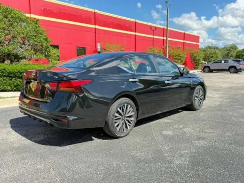 More photos of 2025 Nissan Altima 2.5 SV at Auto Gallery Jacksonville, FL