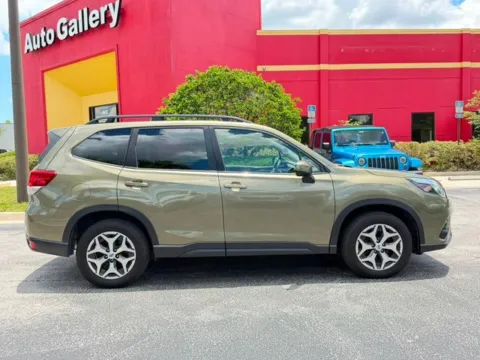 More photos of 2023 Subaru Forester Premium at Auto Gallery Jacksonville, FL