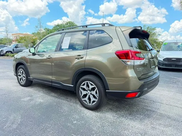 Subaru Forester photo 7