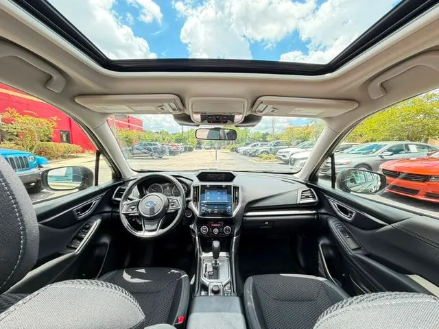 Subaru Forester photo 14