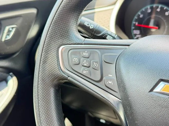 2023 Chevrolet Malibu 1LT - Photo 18