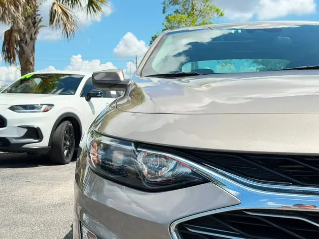 2023 Chevrolet Malibu 1LT - Photo 10