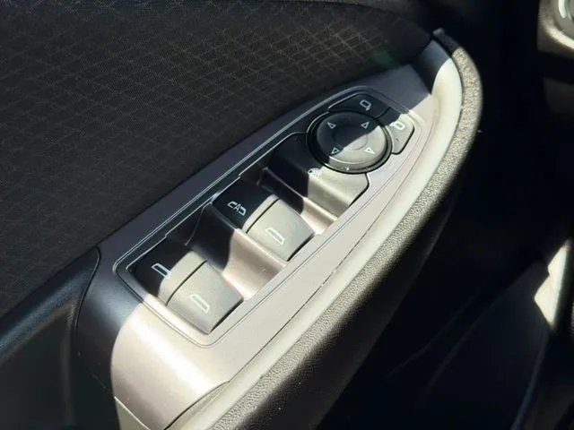 2023 Chevrolet Malibu 1LT - Photo 15