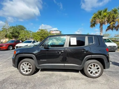 More photos of 2023 Jeep Renegade Latitude at Auto Gallery Jacksonville, FL