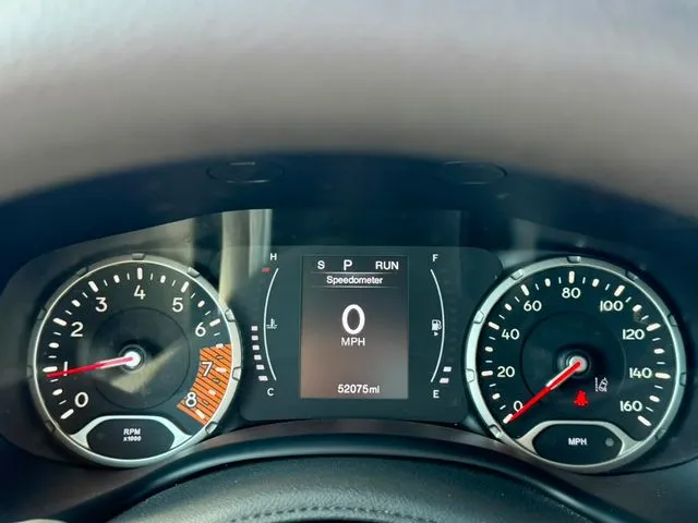 Jeep Renegade photo 11
