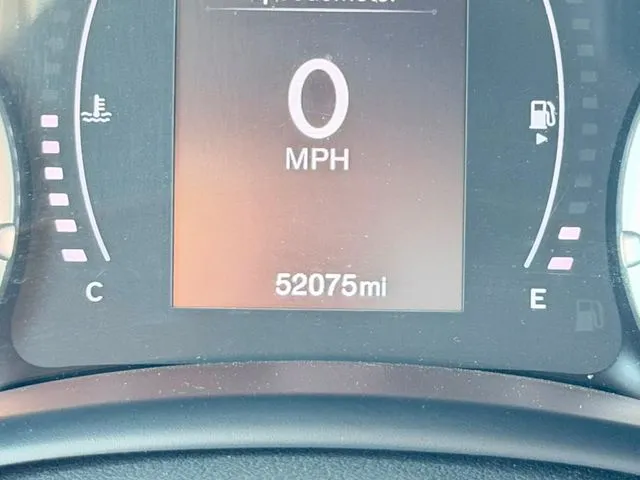 Jeep Renegade photo 12