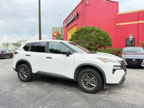 White 2024 Nissan Rogue S for sale in Jacksonville, FL