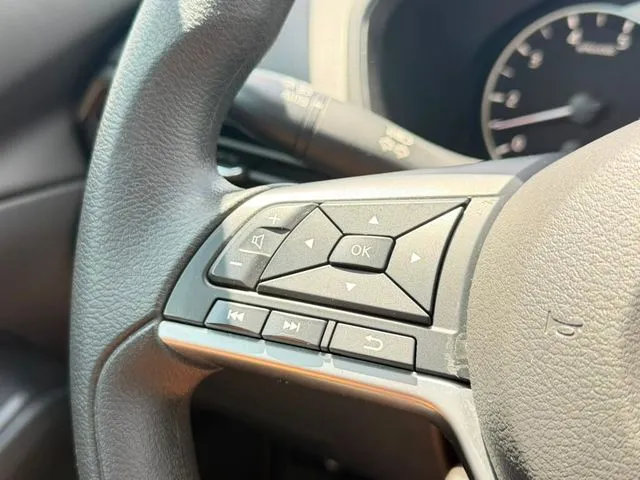 Nissan Altima photo 17