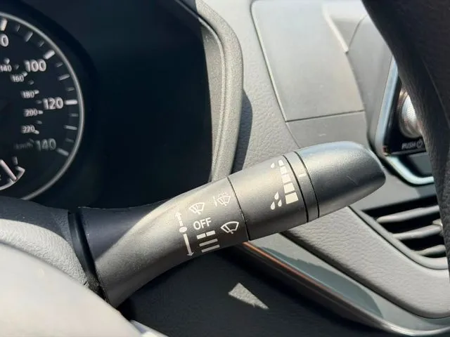 Nissan Altima photo 20