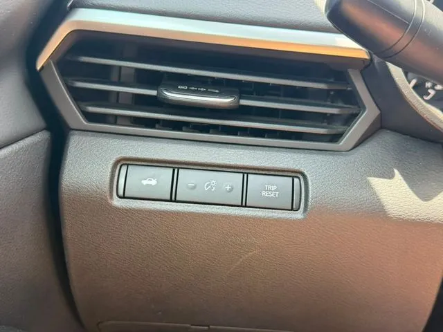 Nissan Altima photo 16