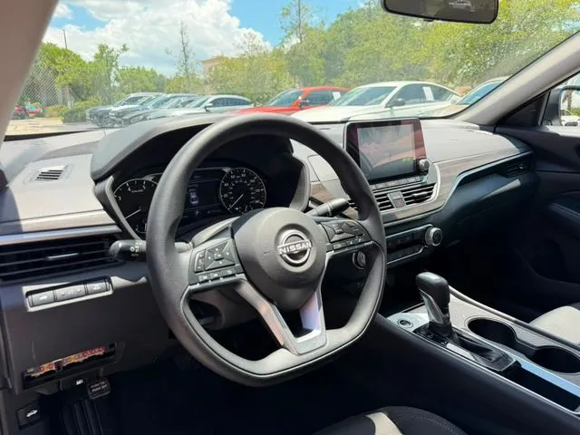 Nissan Altima photo 48