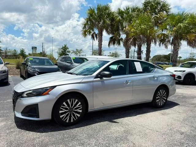 Nissan Altima photo 32