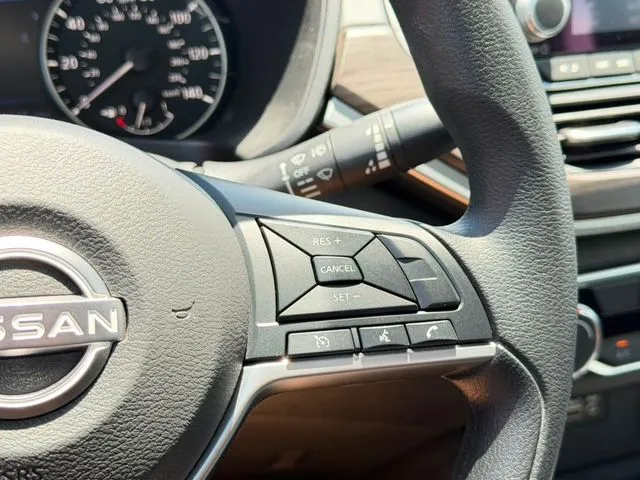 Nissan Altima photo 57