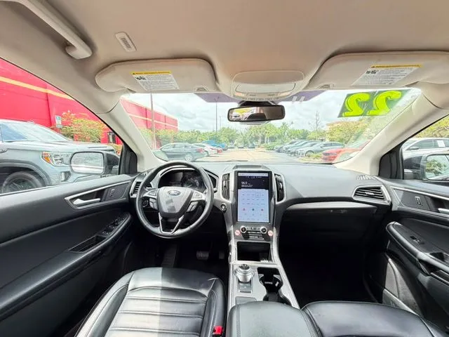 Ford Edge photo 17