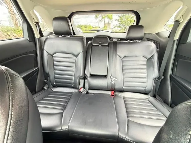 Ford Edge photo 28