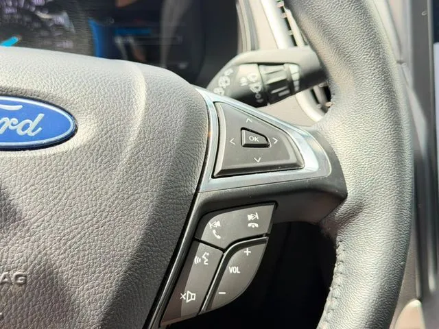 Ford Edge photo 25