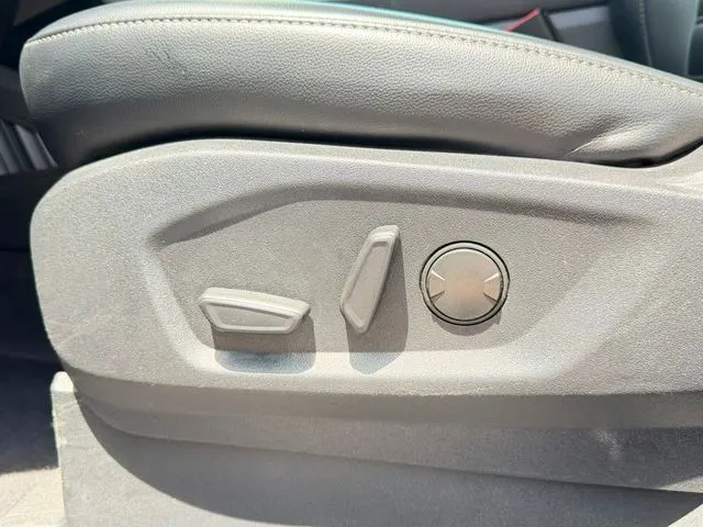 Ford Edge photo 24