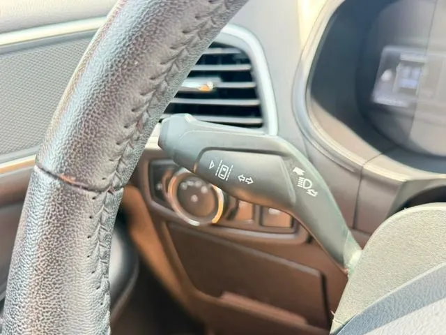 Ford Edge photo 18