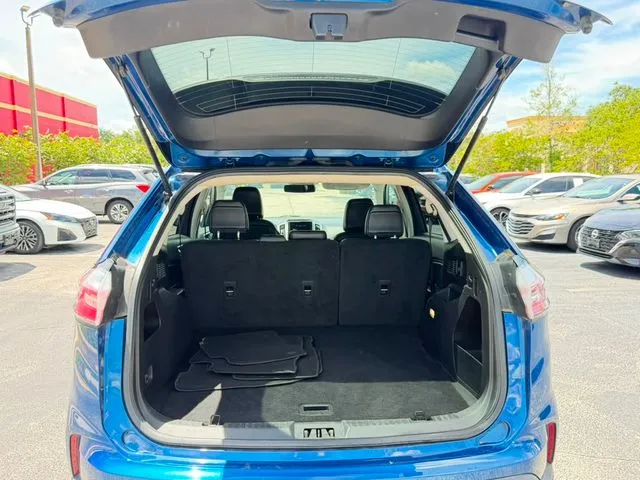 Ford Edge photo 9