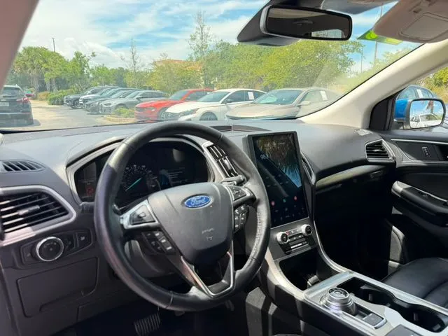 Ford Edge photo 21