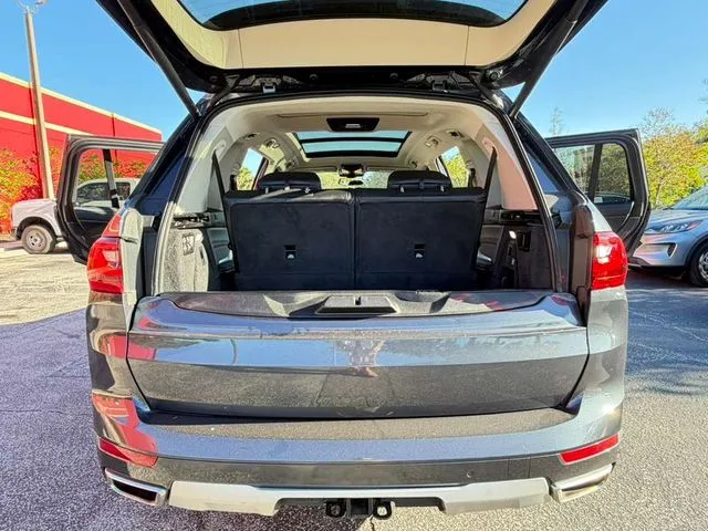 BMW X7 photo 10