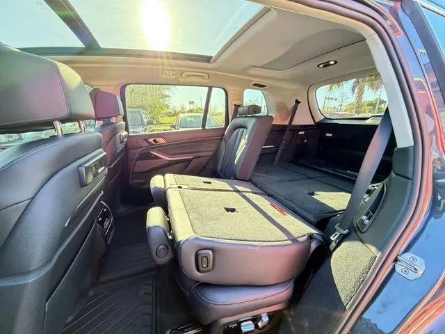 BMW X7 photo 36