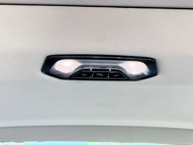 BMW X7 photo 45