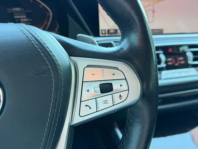 BMW X7 photo 23