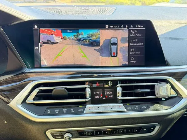 BMW X7 photo 25