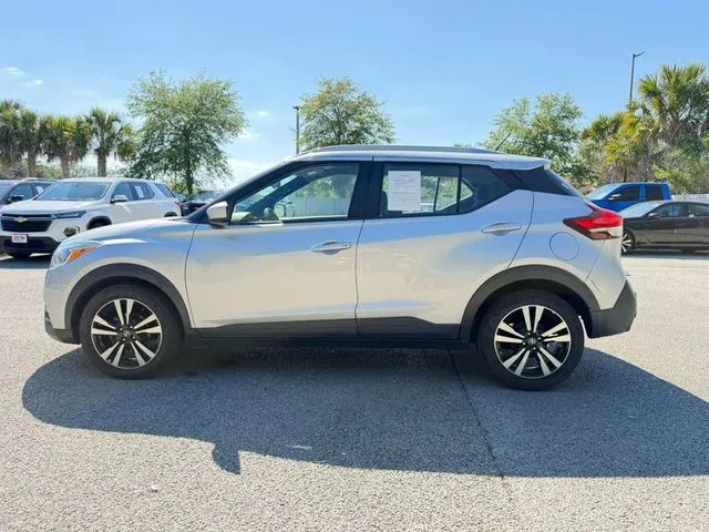 Nissan Kicks photo 7
