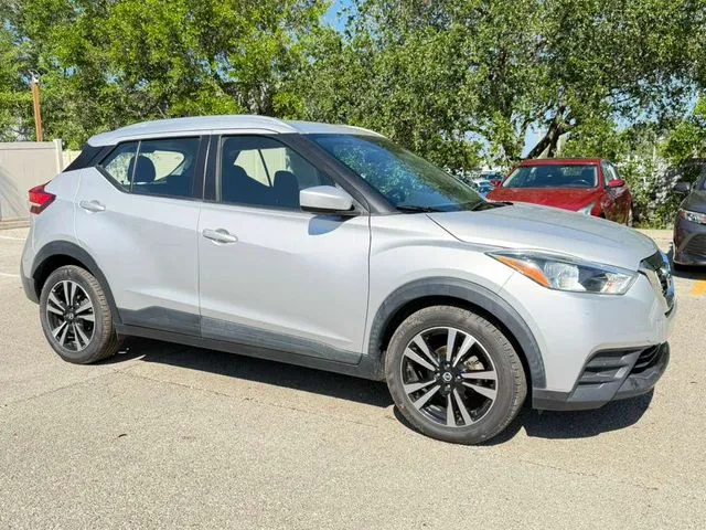 Silver 2020 Nissan Kicks SV for sale in Jacksonville, FL