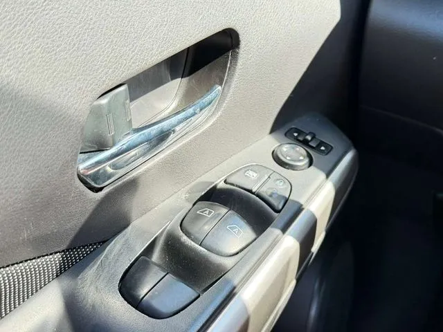 Nissan Kicks photo 13