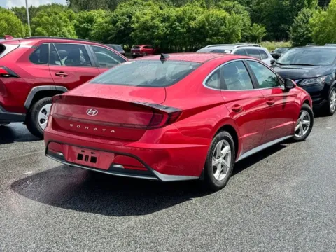 More photos of 2021 Hyundai Sonata SE at Auto Gallery Jacksonville, FL