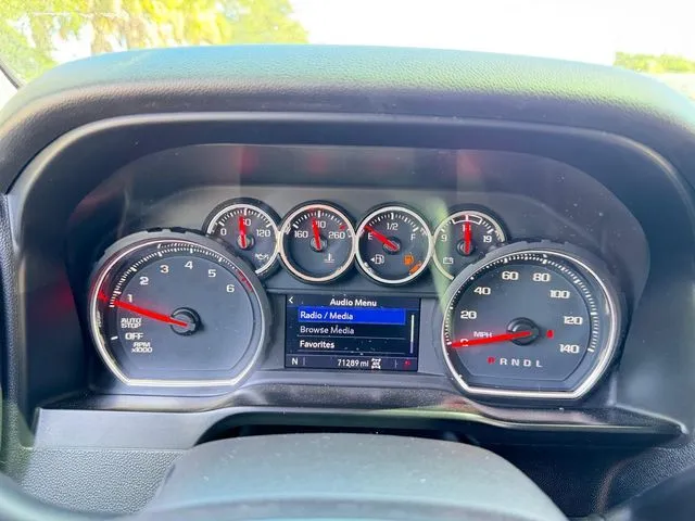 2020 Chevrolet Silverado 1500 LT - Photo 9