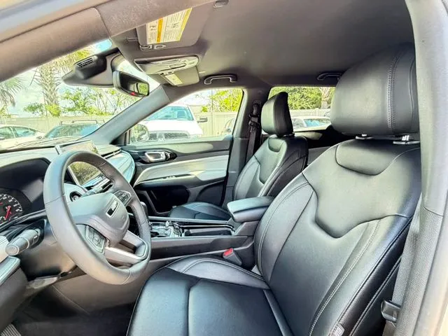 Jeep Compass photo 23