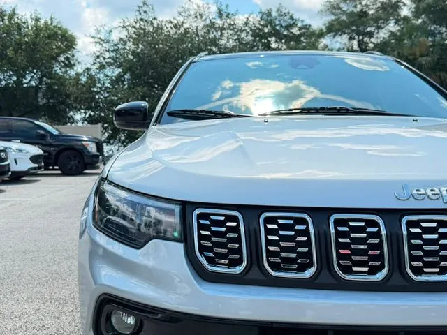 Jeep Compass photo 10