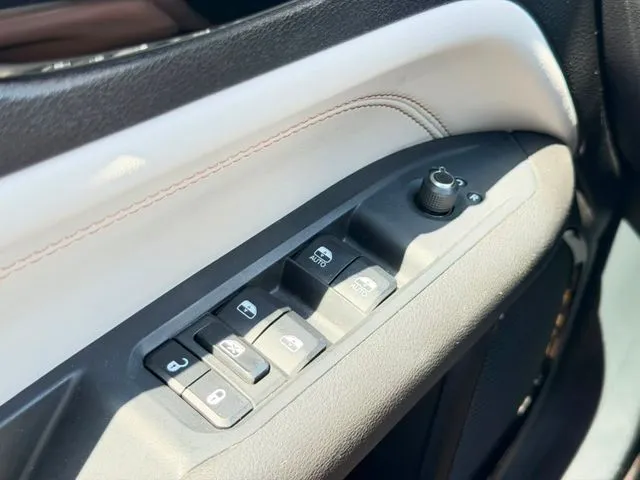 Jeep Compass photo 16