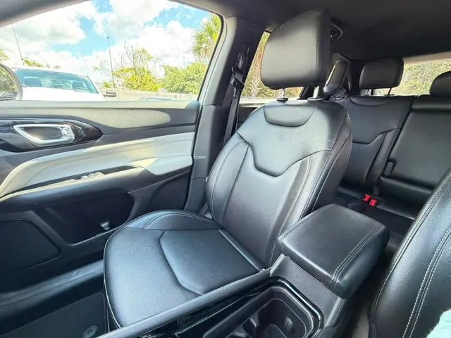 Jeep Compass photo 26