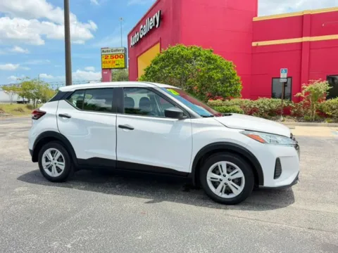 White 2021 Nissan Kicks S for sale in Jacksonville, FL