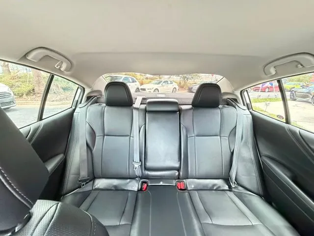Subaru Legacy photo 33