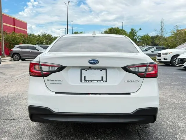 Subaru Legacy photo 8