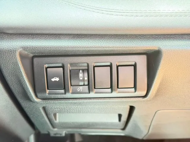 Subaru Legacy photo 19