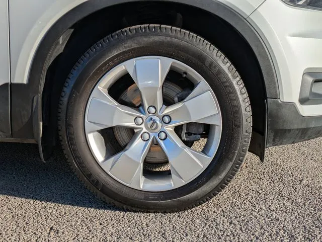 2021 Volvo XC40 Momentum - Photo 11