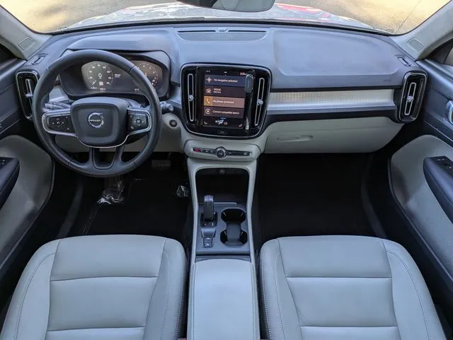 2021 Volvo XC40 Momentum - Photo 18