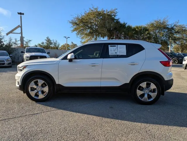 2021 Volvo XC40 Momentum - Photo 7